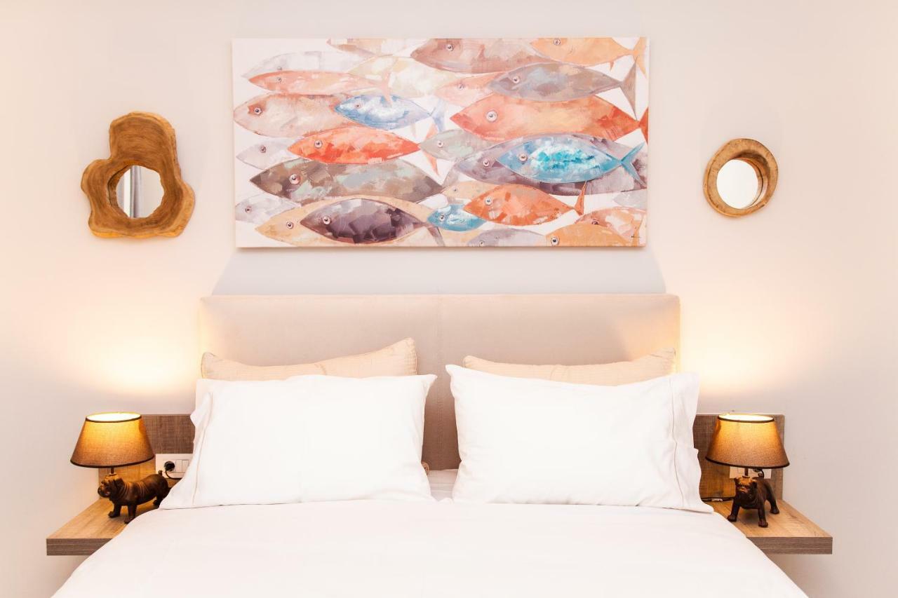 Sweet Suite Flora In Vouliagmeni เอเธนส์ ภายนอก รูปภาพ